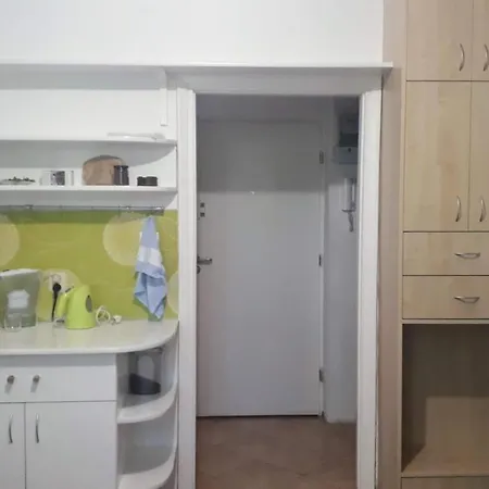 Kawalerka Na Starym Zoliborzu Apartment *